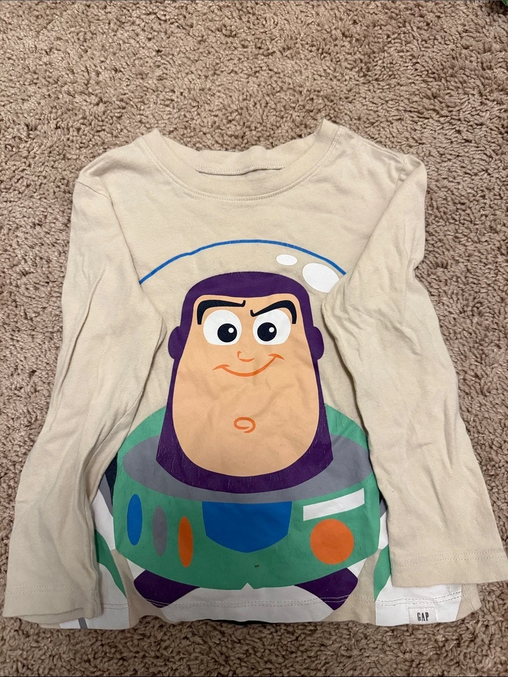 GAP Beige Long-Sleeve Buzz Lightyear Face Graphic Tee size 4 years
